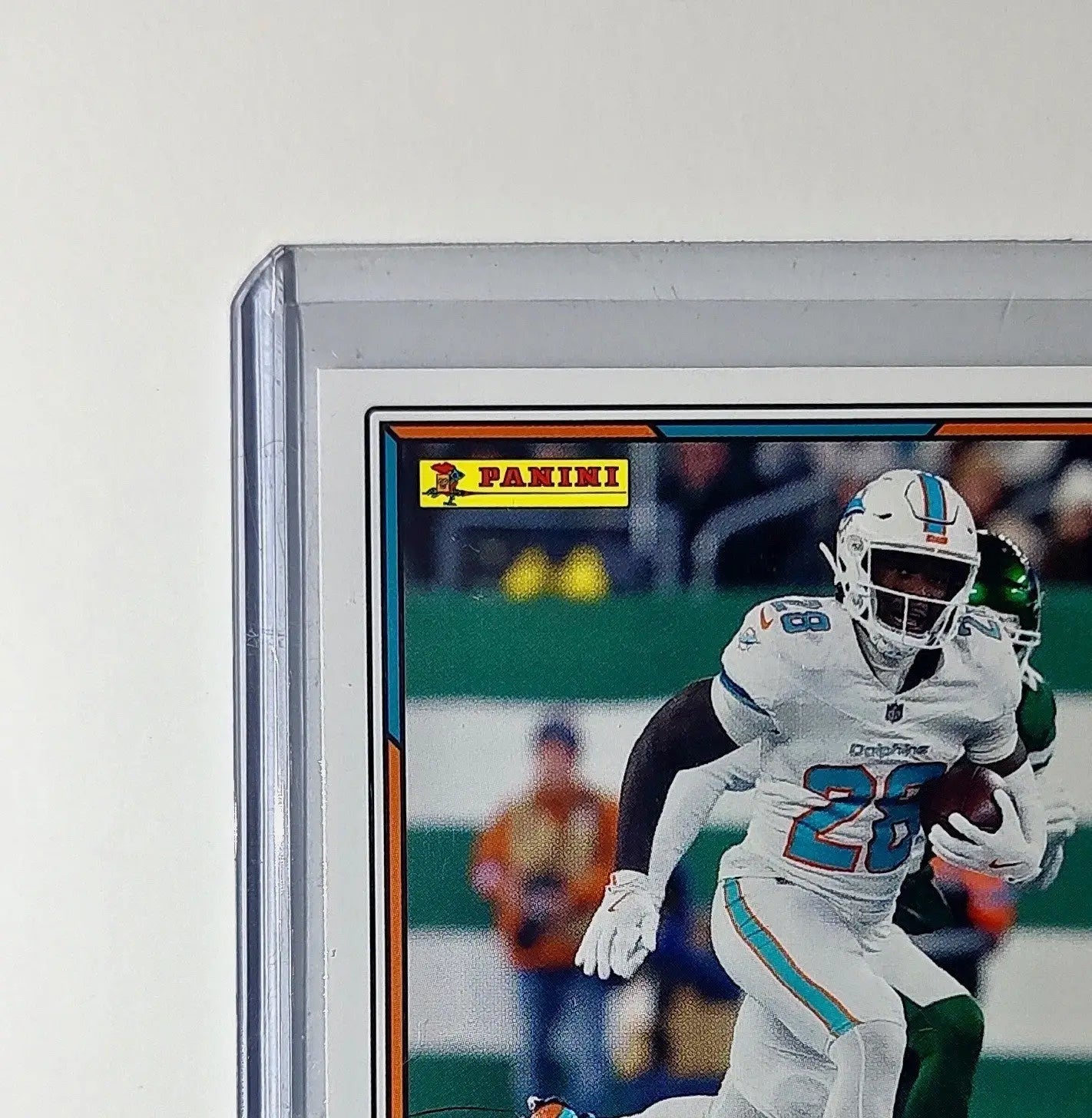 De’Von Achane 2025 Panini NFL #41 Sticker Card Miami Dolphins