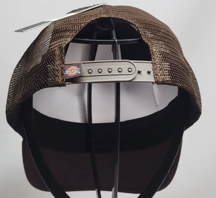 Dickies Vintage Style Trucker Snapback Cap Unisex One Size Brown - Apparel