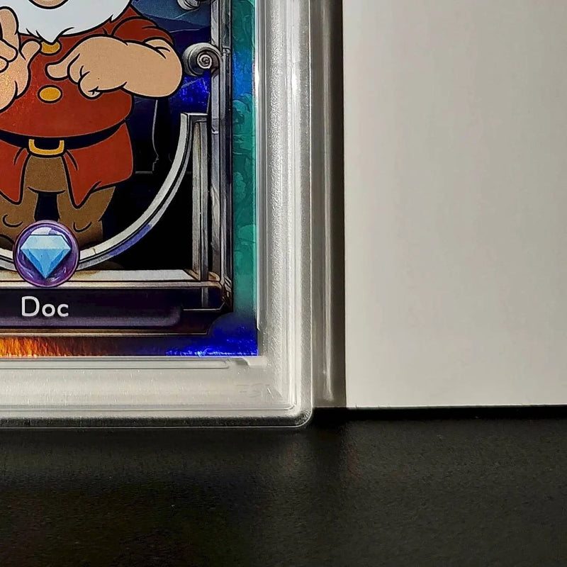 Doc 2025 Topps Disney #101 Diamond Card Snow White and the Seven Dwarfs PSA 8 - Non-Sports Card Single