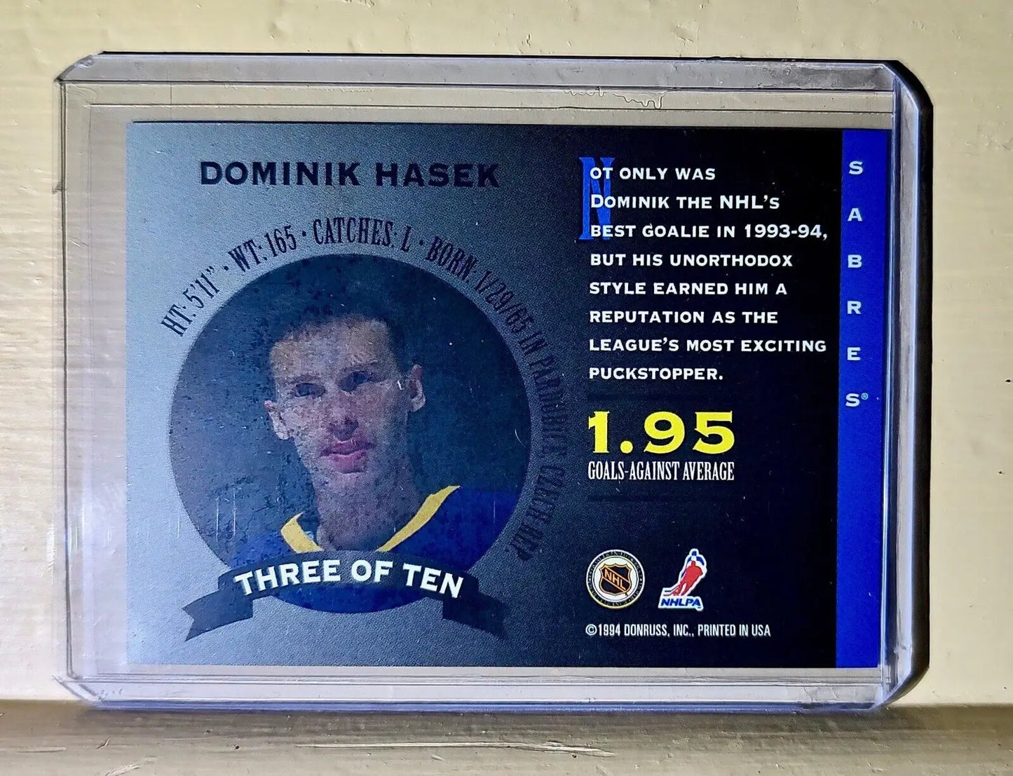 Dominik Hasek 1994 Donruss Masked Marvels Hockey Card Sabres Protective Film - Hockey Card Single