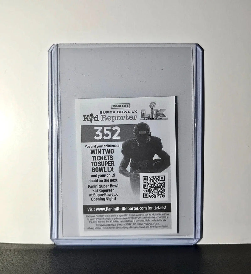 Dorance Armstrong Jr. 2025 Panini NFL #352 Sticker Commanders