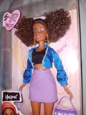 Dream Ella Extra Iconic Yasmin Doll & Accessories MGA Entertainment New In Box - Collectibles