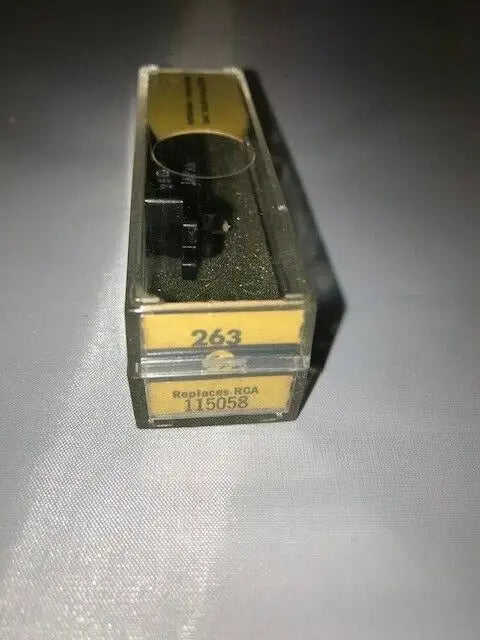 Turntable cartridge in clear case for EV 263, ideal for trading cards collectors