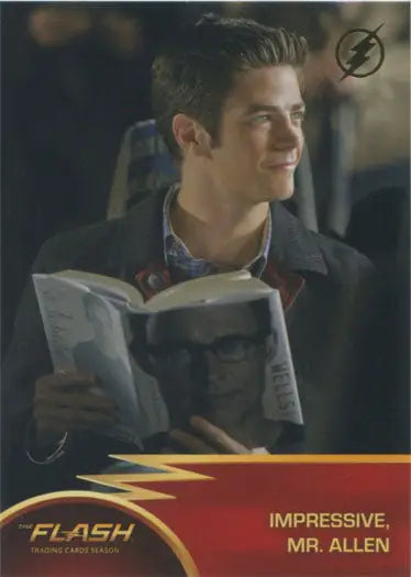 Young man reading a book on Flash Season 1 Gold Logo Parallel Chase Card #37