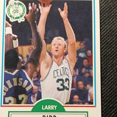 Fleer 1990 Fleer Larry Bird #8 Boston Celtics NBA. LEGEND! NRMT+ - Basketball Card Single