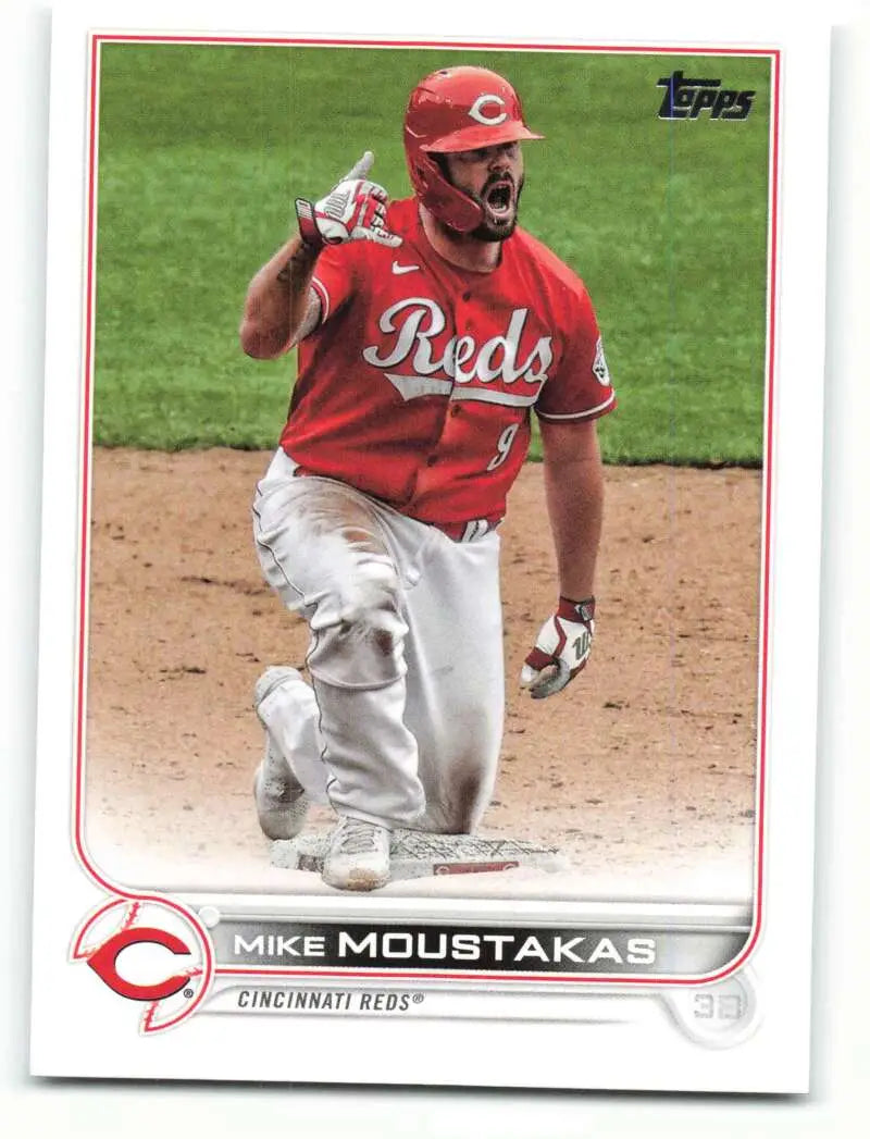2022 Topps #60 Mike Moustakas NM-MT Reds ID:47630