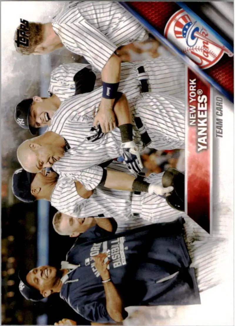 2016 Topps #155 New York Yankees NM-MT Yankees