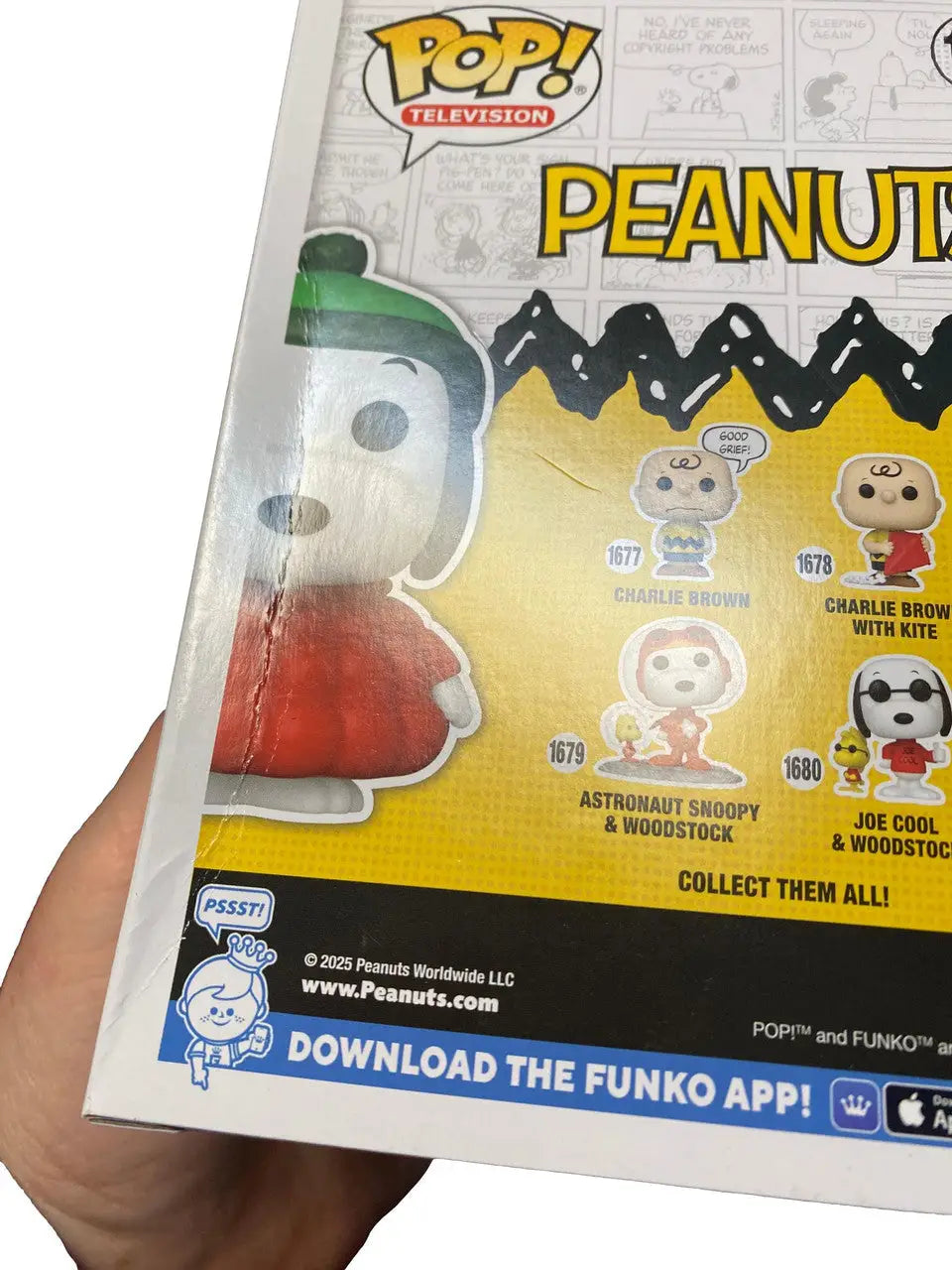 Funko POP! TV Peanuts Snoopy Specialty Series Exclusive #1681 CHASE DAMAGED - Funko Pop