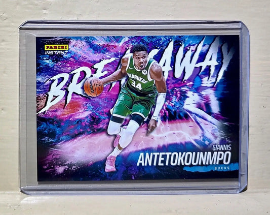 Giannis Antetokounmpo 2023-24 Panini NBA Breakaway Basketball #18 Card 1 of 4085 - Basketball Card Single