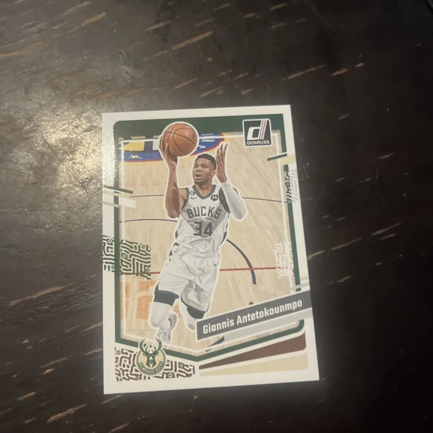 Giannis Antetokounmpo Donruss 2023-24 Base Card #188 for Milwaukee Bucks collectors