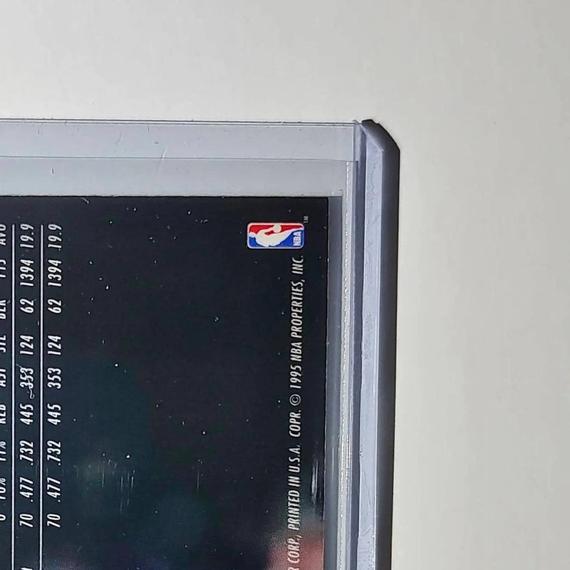 Grant Hill 1995-96 Flair NBA #37 Card Detroit Pistons - Basketball Card Single