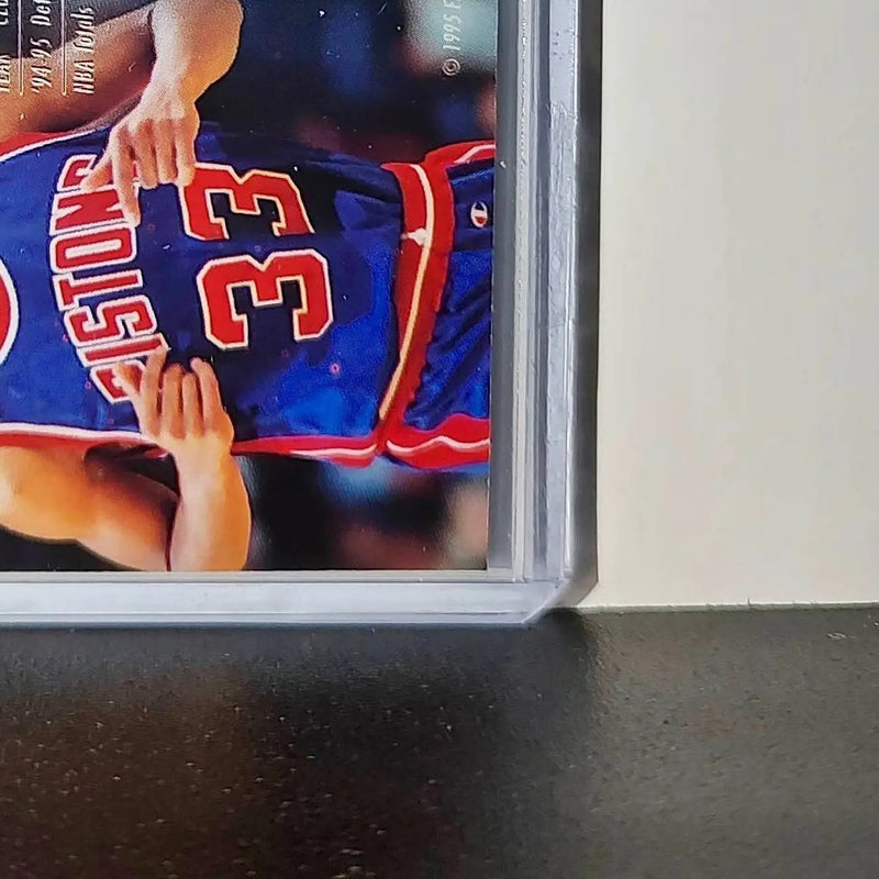 Grant Hill 1995-96 Flair NBA #37 Card Detroit Pistons - Basketball Card Single