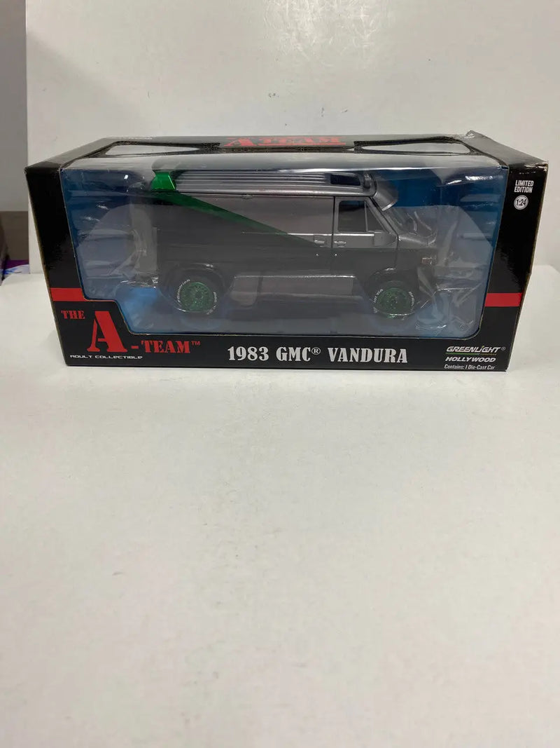 Greenlight 1:24 1983 GMC Vandura CHASE Hollywood Hobby Exclusive