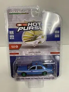 Die-cast model Ford Victoria Police in Greenlight Hot Pursuit Series 44 packaging