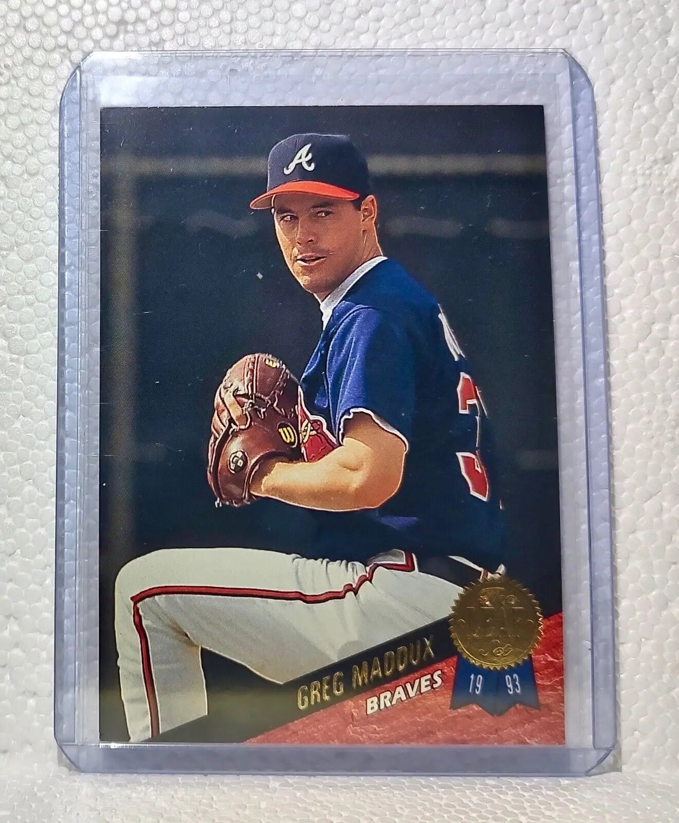 Greg Maddux 1993 Leaf MLB #326 Baseball Card Atlanta Braves