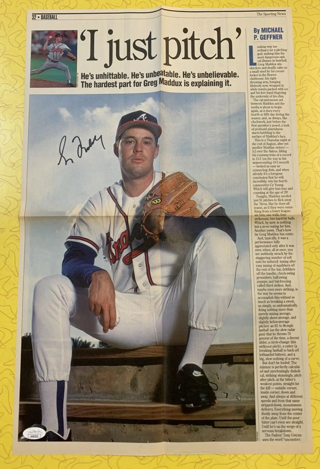Greg Maddux Signed October 1995 Sporting News Atlanta Braves AUTO JSA - Sports Memorabilia