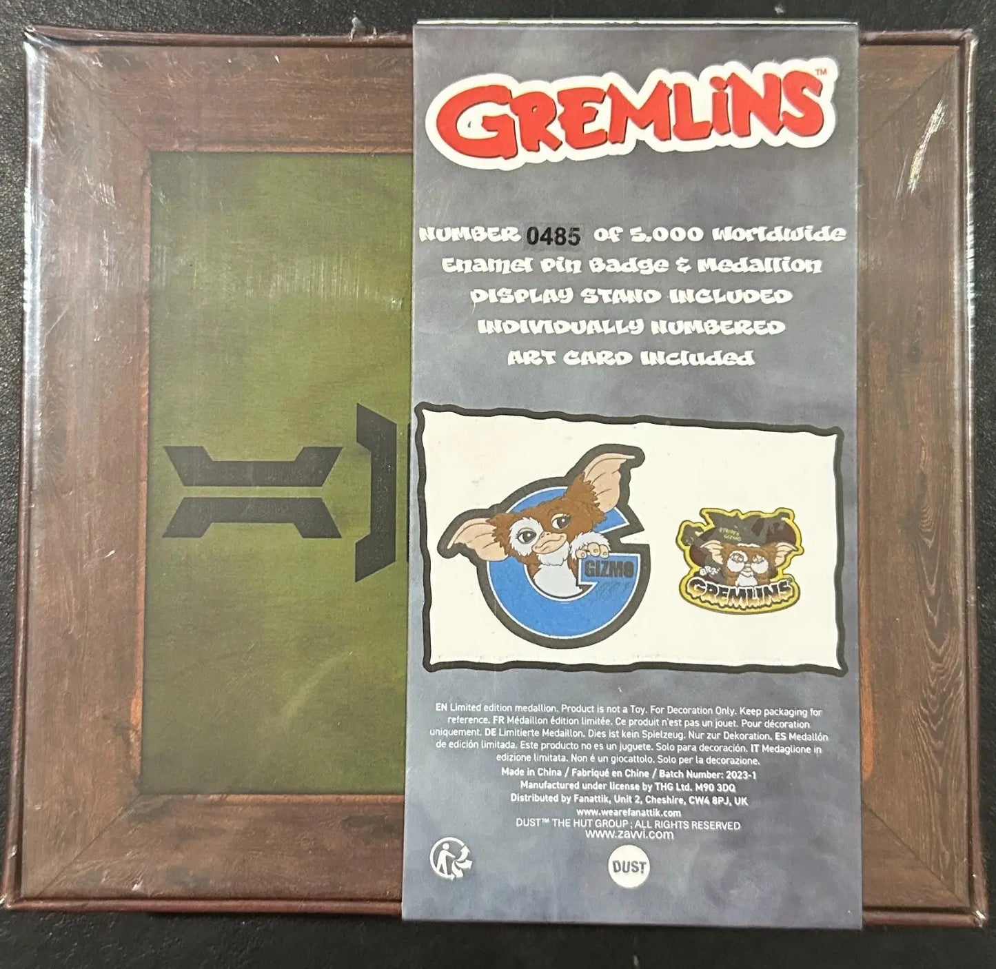 Gremlins Limited Edition Medallion and Pin Set Brand New Factory Sealed - Entertainment Memorabilia
