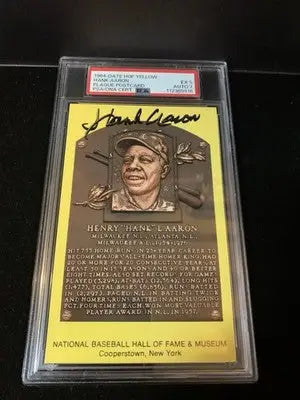 Hank Aaron Signed 1964 Date HOF Yellow Plaque PSA 5 DNA 7 AUTO Postcard - Baseball Card Single