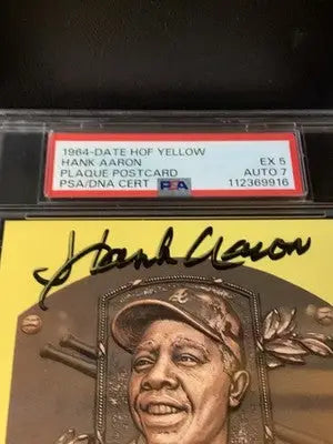 Hank Aaron Signed 1964 Date HOF Yellow Plaque PSA 5 DNA 7 AUTO Postcard - Baseball Card Single