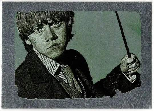 Harry Potter And The Deathly Hallows Part 2 Foil Chase Card R9 - Non-Sports Card Single