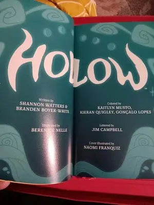 Hollow by Watters Shannon; Boyer-White Branden - Comic Book
