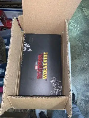 Iron Studios Marvel DEADPOOL AND WOLVERINE 1/10 Deluxe Art Scale Statue BOX ONLY - Collectibles