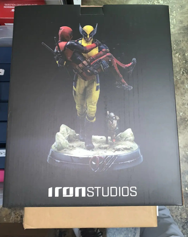 Iron Studios Marvel DEADPOOL AND WOLVERINE 1/10 Deluxe Art Scale Statue BOX ONLY - Collectibles