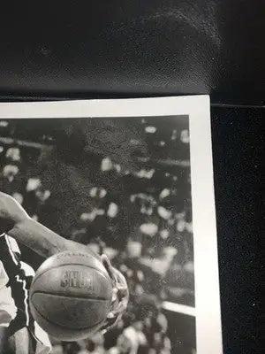 ISIAH THOMAS Detroit Pistons K-Mart Promo B&W 8x10 Photo 1990’s - Sports Memorabilia