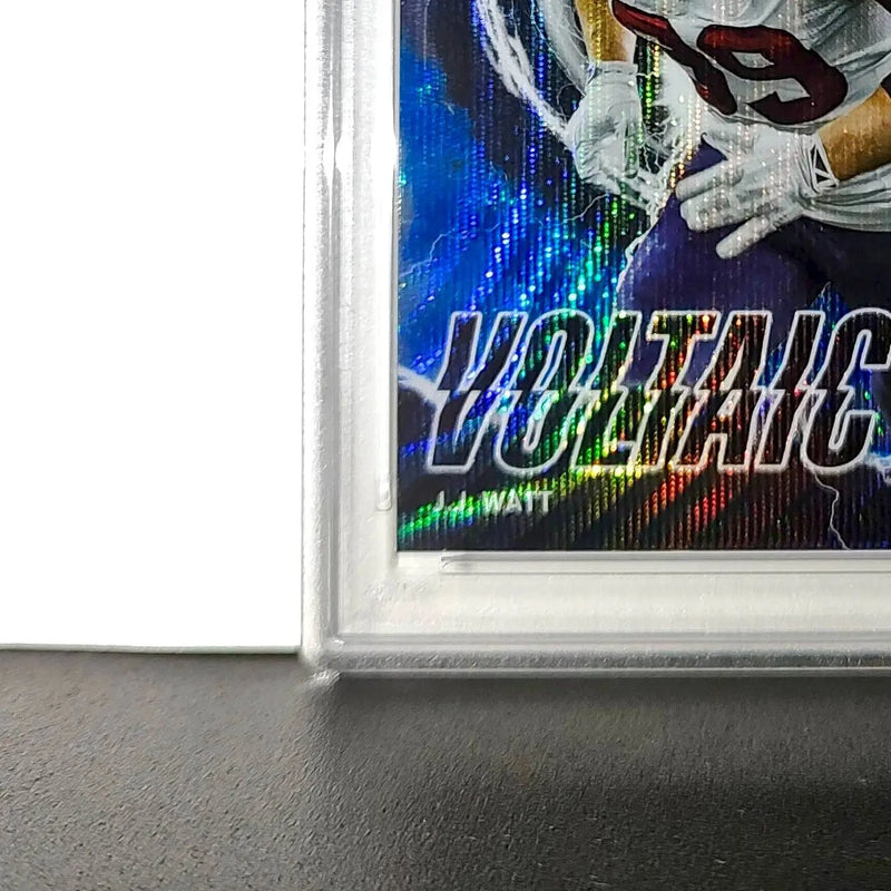 J.J. Watt 2023 Topps Resurgence Voltaic Blue Wave Refractor #RV-18 32/75 PSA 10