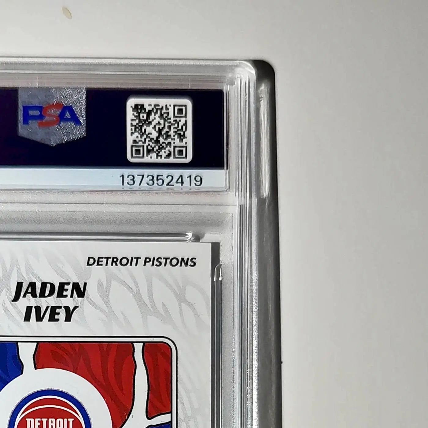 Jaden Ivey 2024-25 Panini NBA #17 Sticker 50/75 Purple Foil PSA 8 NM-MT - Basketball Card Single