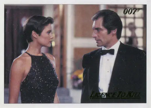 James Bond 007 Classics License To Kill Gold Parallel Chase Card featuring iconic couple