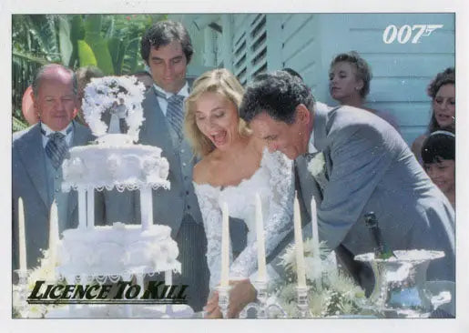 Bride and groom cutting a wedding cake on James Bond 007 Gold Parallel Chase Card