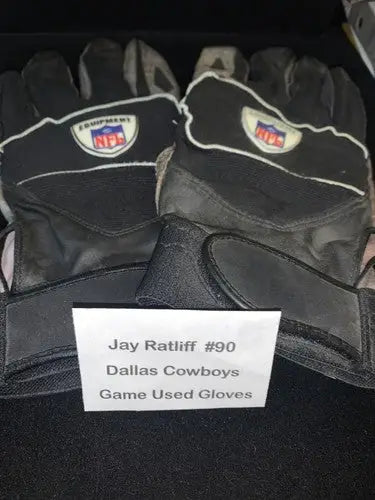 Jay Ratliff Dallas Cowboys NFL Game Worn Used Gloves Equipment STEINER Auburn - Sports Memorabilia