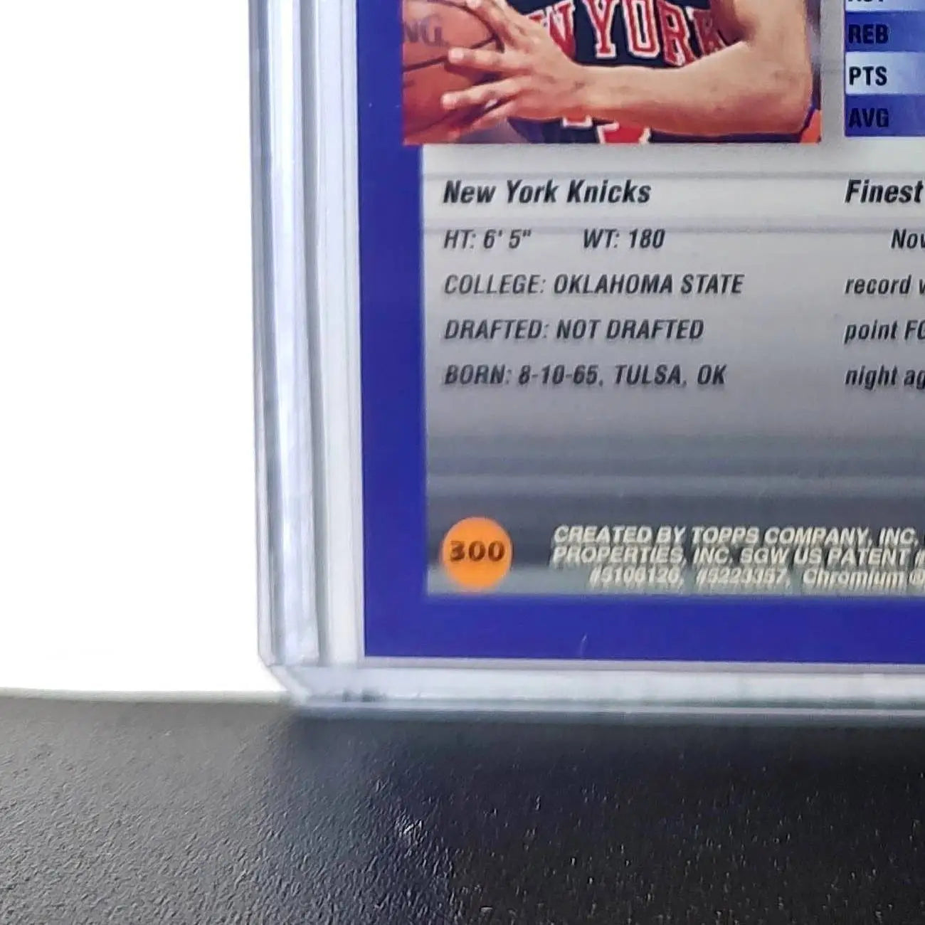 John Starks 1994-95 Topps Finest #300 Basketball Card - Basketball Card Single