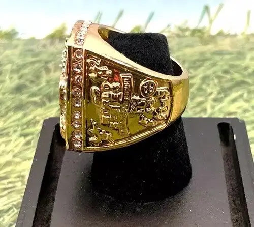 Josh Beckett - 2003 Florida Marlins World Series REPLICA Ring - Sports Memorabilia