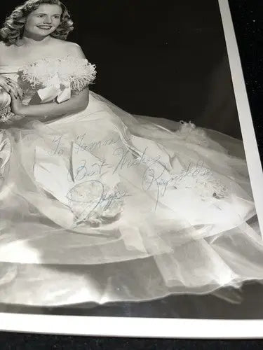 JOYCE REYNOLDS Signed Autographed 8x10 Photo - Entertainment Memorabilia