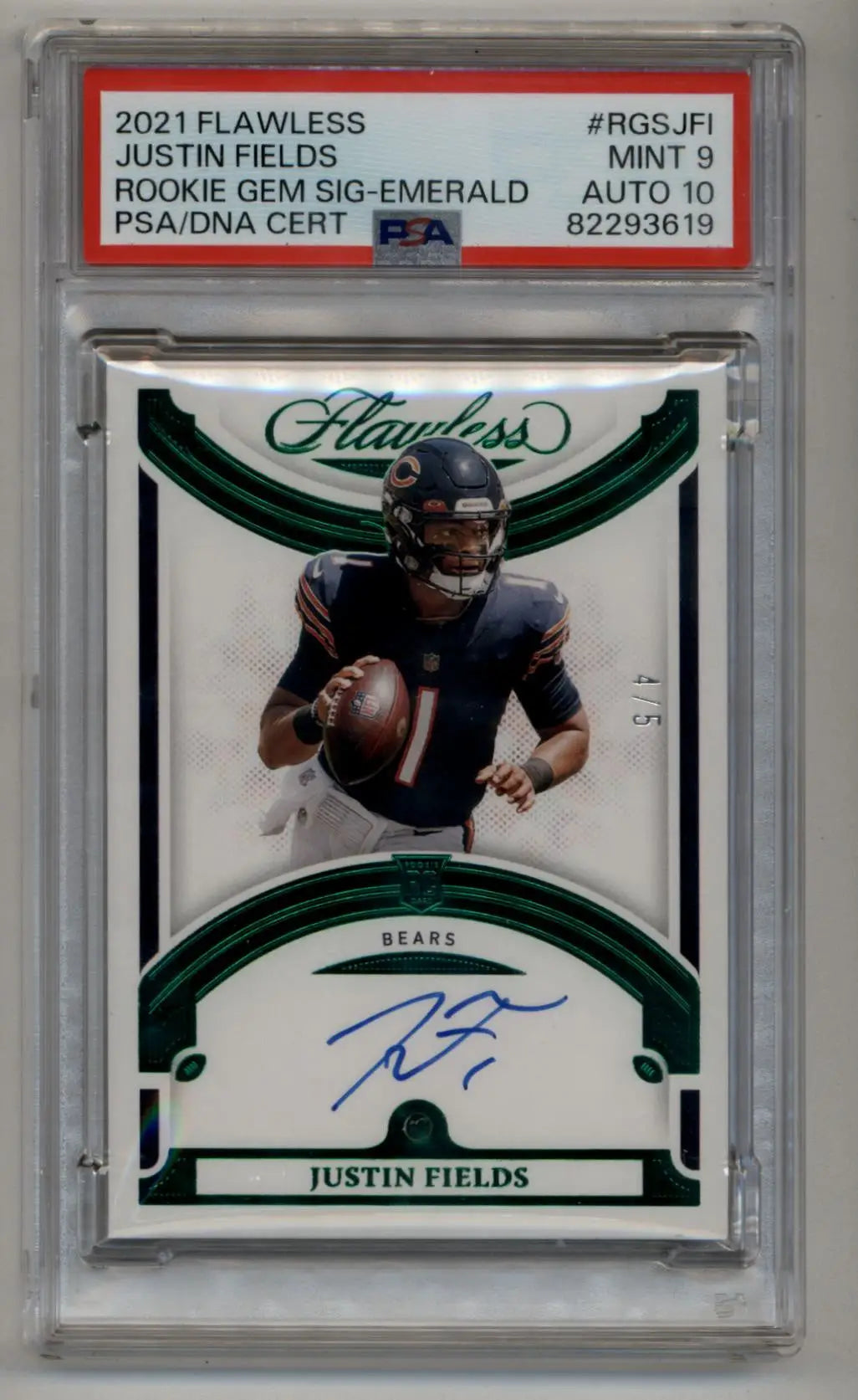 Justin Fields 2021 Flawless Rookie Auto Gem Emerald 4/5 PSA 9 Mint Auto 10 - Football Card Single