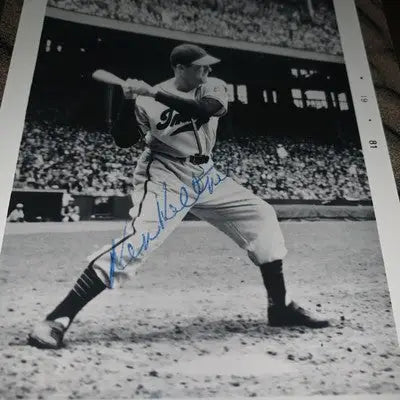 Ken Keltner Cleveland Indians (d.1991) Autographed 3x5 Signed Action Photo JSA - Sports Memorabilia