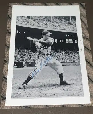 Ken Keltner Cleveland Indians (d.1991) Autographed 3x5 Signed Action Photo JSA - Sports Memorabilia