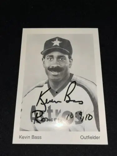Signed Kevin Bass baseball card featuring Houston Astros trading cards collection