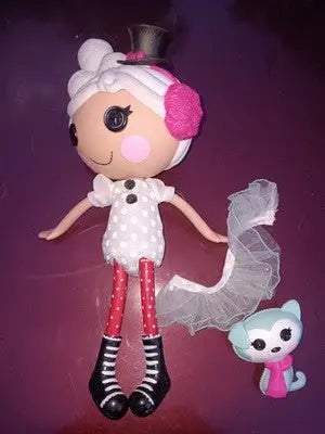 Lalaloopsy Winter Snowflake 12’’ Doll with Pet Husky Pre-Owned As Seen In Pics - Action Figure & Toy