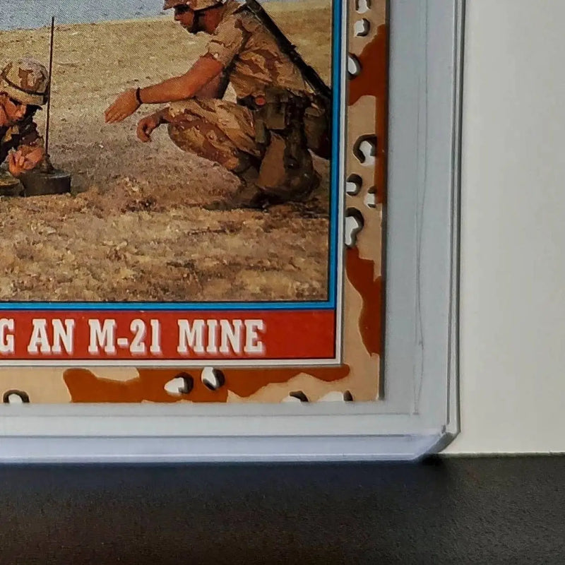 Laying an M-21 Mine 1991 Topps Desert Storm #94 Card