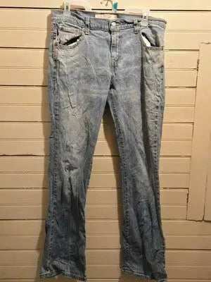 Levis Jeans Womens 10 M Light Wash Boot Cut Stretch Denim 98% Cotton Casual - Apparel