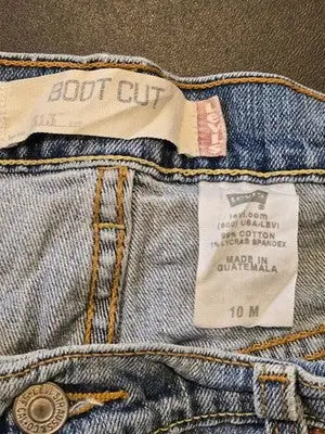 Levis Jeans Womens 10 M Light Wash Boot Cut Stretch Denim 98% Cotton Casual - Apparel