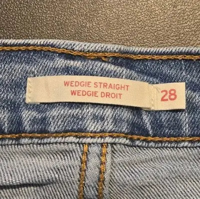 Levis Wedgie Straight Jeans Womens 28 Light Wash High Rise Button Fly Blue - Apparel