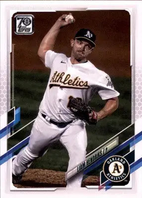 Liam Hendriks 2021 Topps #80 Oakland Athletics - Baseball Card Single