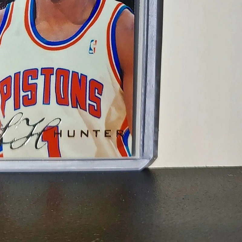Lindsey Hunter 1995-96 Flair NBA #39 Card Detroit Pistons - Basketball Card Single