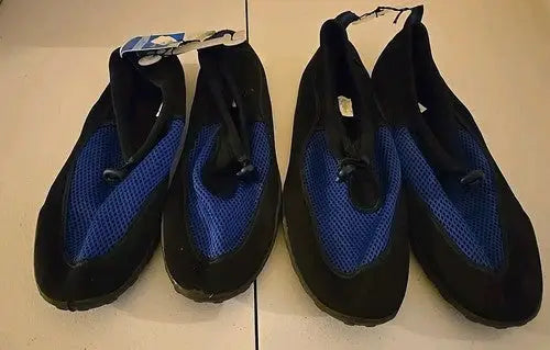 Lot Of 2 Pair Of Mens Watershoes Size M(9-10) And L(11-12) - Apparel