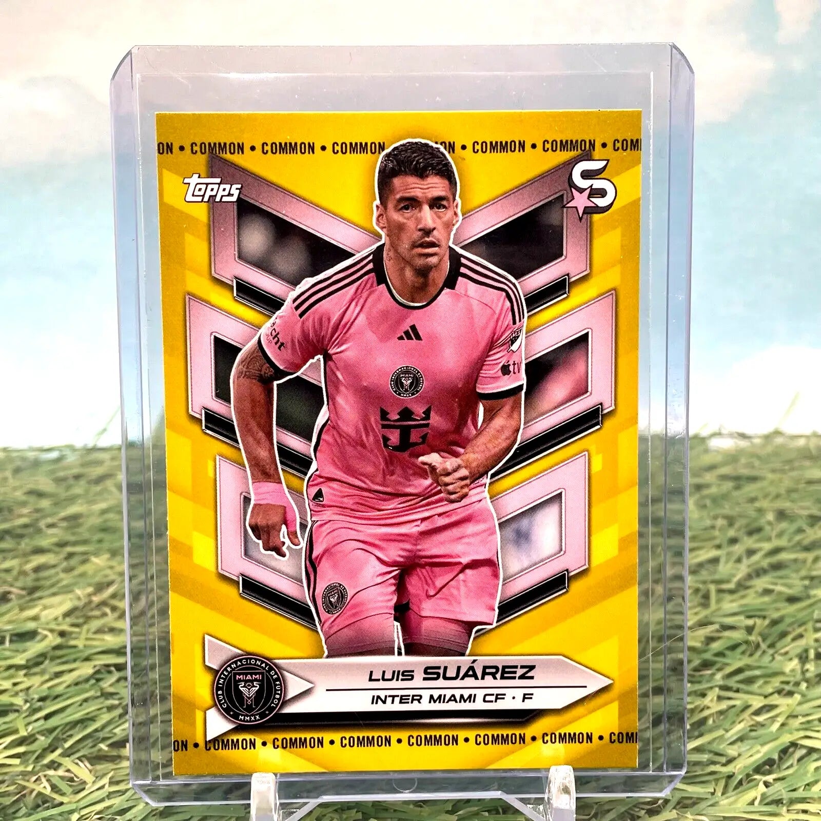 Luis Suárez Inter Miami CF Topps MLS Superstars Yellow #9 card image variation