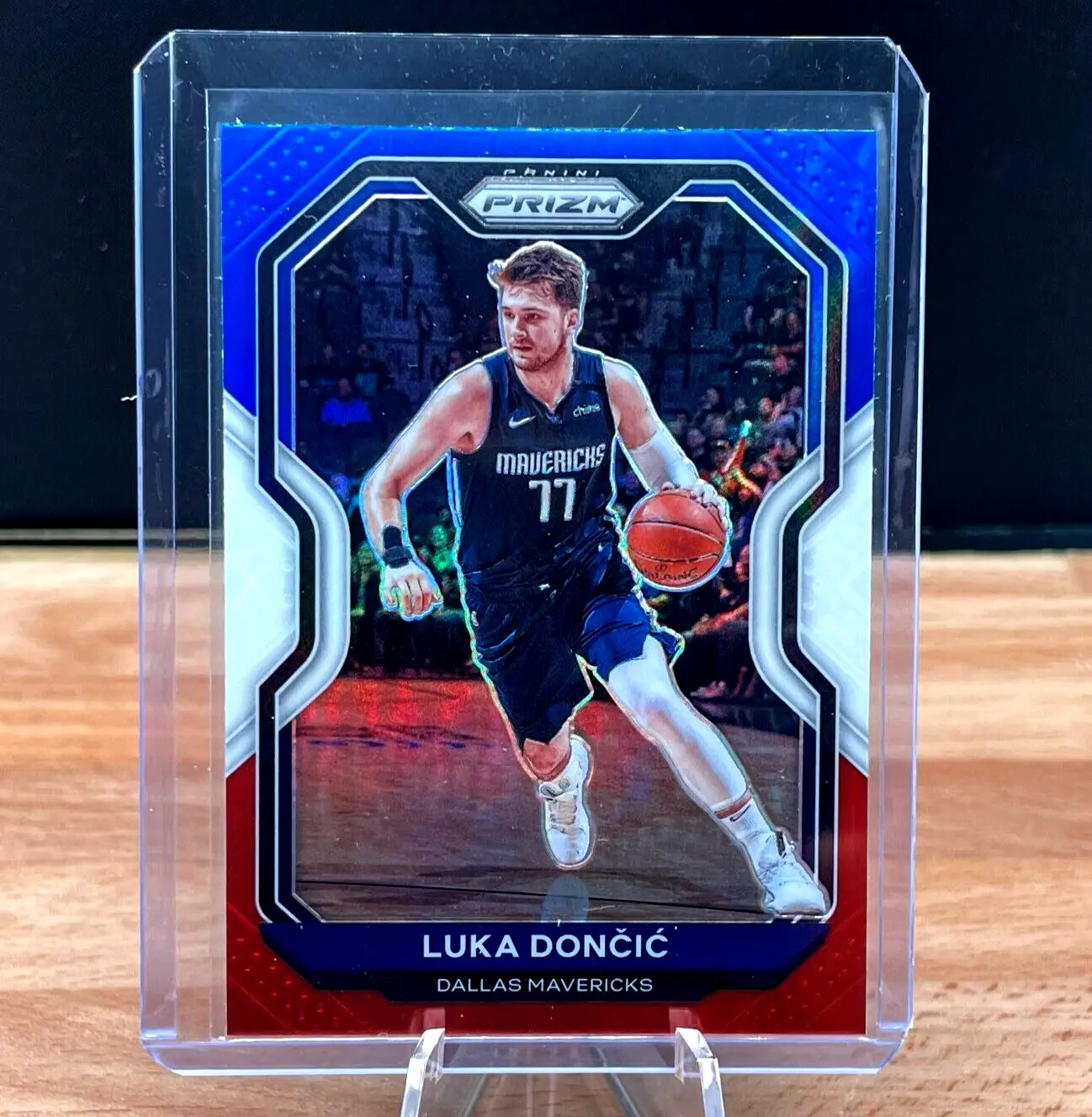Luka Doncic -2020-21 Panini Prizm Red White & Blue- Prizm #32 -Dallas Mavericks - Basketball Card Single